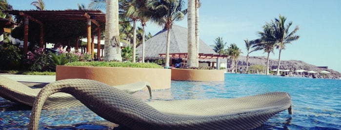 CostaBaja Club De Playa is one of Tempat yang Disukai Matt.