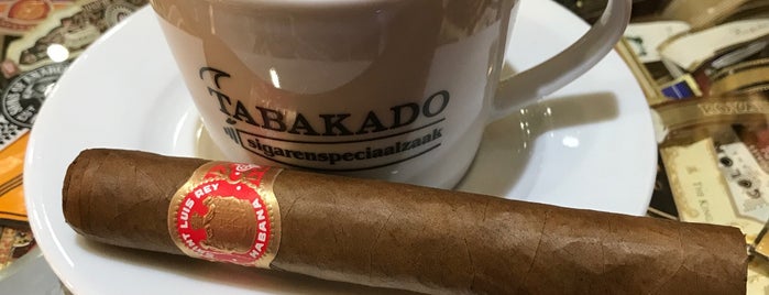 Tabakado is one of Sigarenzaken/rooklounges.