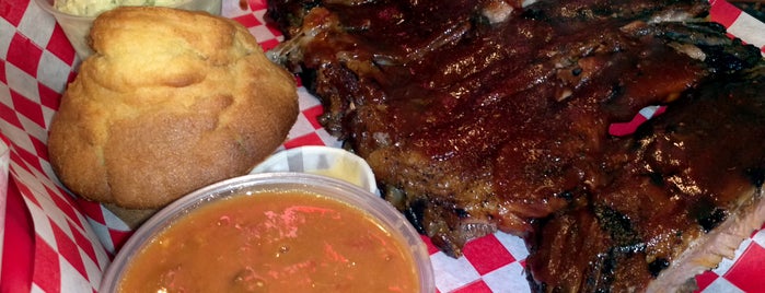 Mo's Smoke House is one of Worth the Visit!.