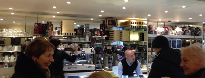 La Caffetteria Bontadi is one of Lugares favoritos de Bea.