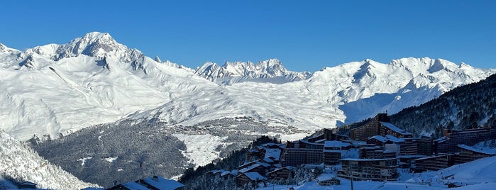 Arc 2000 is one of Station de ski.