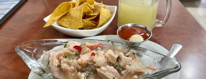 Pescaderia Oceano is one of The 15 Best Places for Seafood in San José.