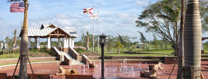 Royal Palm Beach Commons Park is one of Lugares guardados de Liberty.