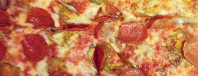 Sarpino's Pizzeria is one of สถานที่ที่บันทึกไว้ของ Stacy.