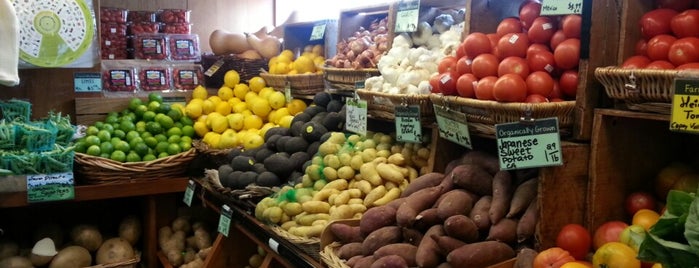 Bi-Rite Market is one of SF：Farmers Mkt & Local Grocery.