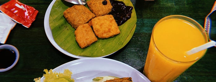 Ayam Penyet Wong Solo Bandar Sri Permaisuri Cheras is one of MUST TRY.
