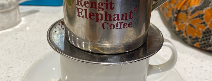 Rengit Coffee is one of cafe.