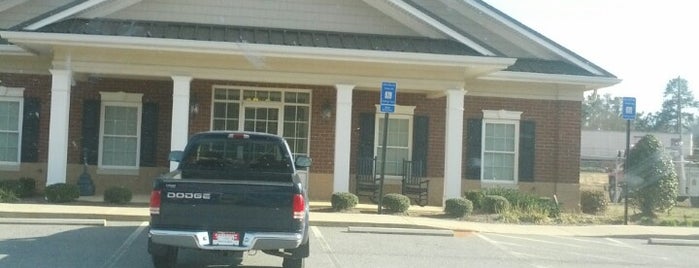 lamar county tag office is one of Chesterさんのお気に入りスポット.