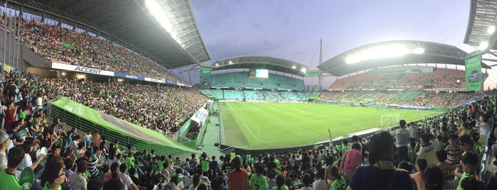Jeonju World Cup Stadium is one of Sports Venues : Visited.