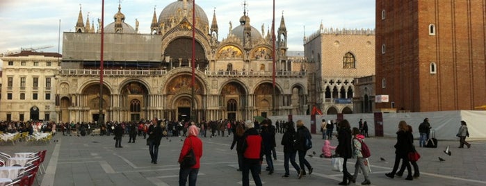 Piazza San Marco is one of Top 100 Check-In Venues Italia.