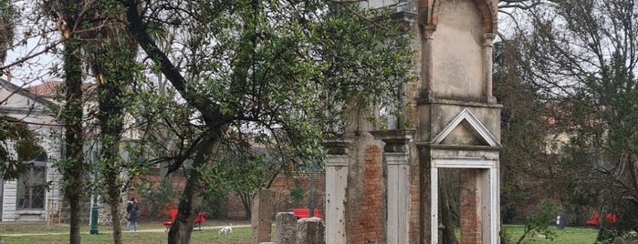 Parco di Villa Groggia is one of Venice.