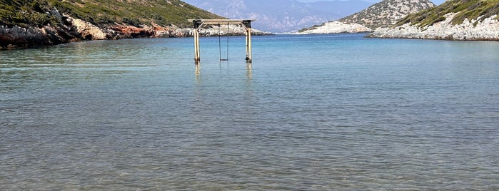 Livadaki Beach is one of Yunanistan.