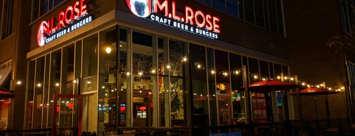 M.L.Rose Craft Beer & Burgers is one of Lieux qui ont plu à Lauren.