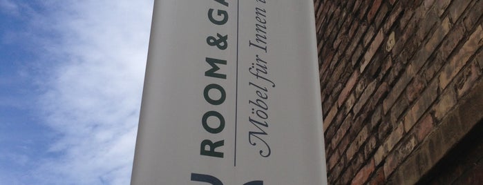 Room & Garden GmbH is one of Davide : понравившиеся места.