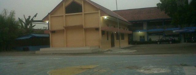 Perguruan Kristen Methodist 8 Medan is one of My HomeTown :).