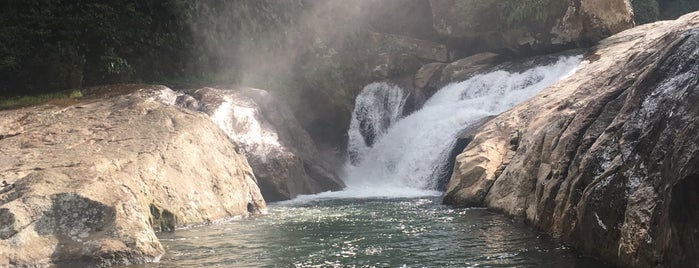 Cascada Las Hamacas is one of Places.