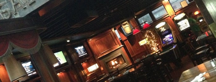 Northside Bar & Grill is one of Lugares favoritos de Divya.