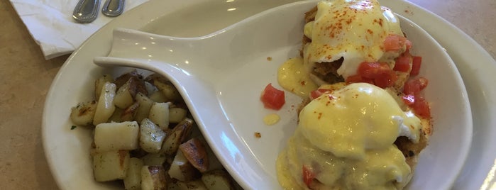 The Egg & I Restaurants is one of Dallas Brunch.
