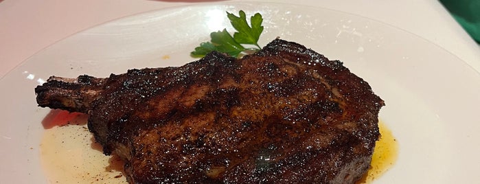 Jeff Ruby's Steakhouse is one of Cincy - Food to Try.