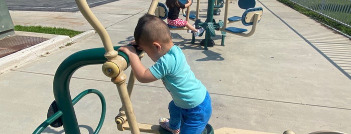 Palms Park and Rec is one of Places to play.