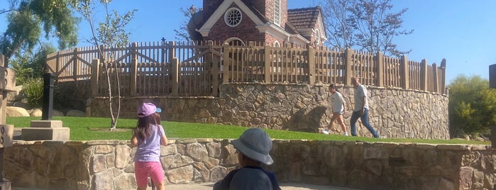 Heritage Park is one of Places To Take The Family..