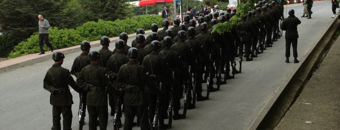 Hasdal Kışlası is one of Lieux qui ont plu à Esin.