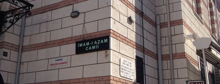 İmami Azam Camii is one of Lieux qui ont plu à Halil.