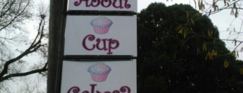 What About Cupcakes? is one of สถานที่ที่บันทึกไว้ของ Alice.