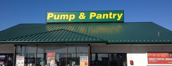 Pump & Pantry is one of Tempat yang Disukai Matthew.