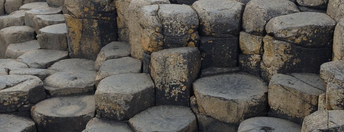 Giant's Causeway is one of Cristiane'nin Kaydettiği Mekanlar.