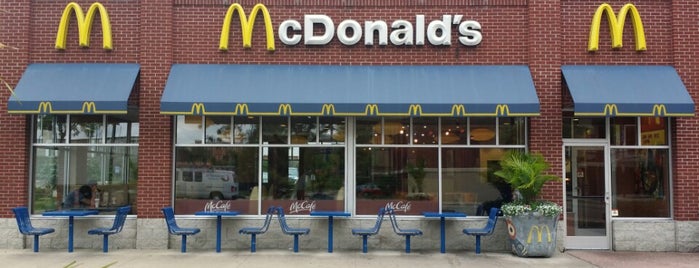 McDonald's is one of Danさんのお気に入りスポット.