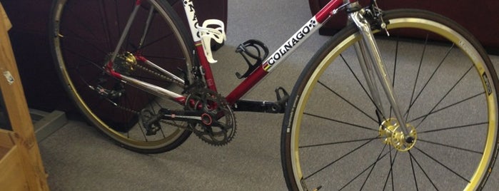 Atlanta Bike Tech is one of Lugares favoritos de Jennifer.