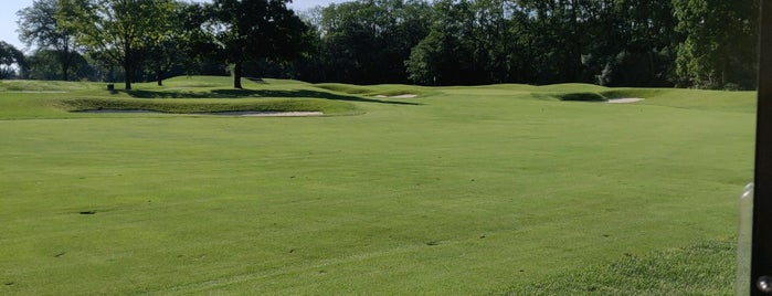 Arrowhead Golf Club is one of The Great Outdoors.