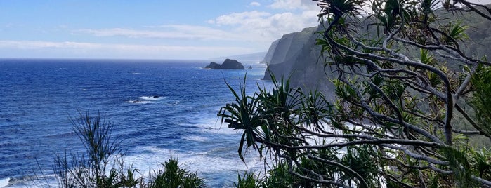 Pololu Trail is one of Hawai'i.