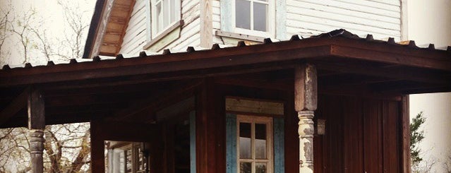 Tiny Texas Houses is one of Places Mentioned on Handmade Charlotte.