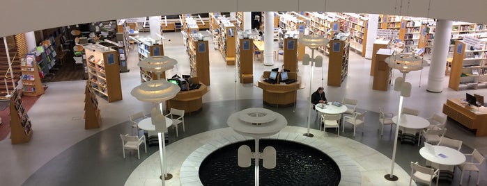 Best Libraries for Bookworms