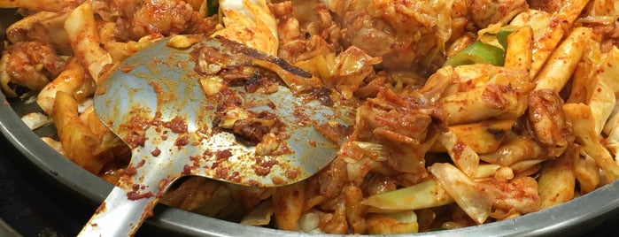 풍경닭갈비 is one of Gespeicherte Orte von dearest.