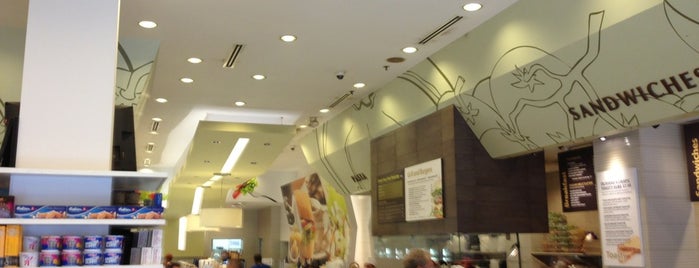 Café Oliviero is one of Harumi : понравившиеся места.