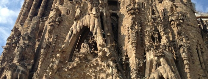 Basílica de la Sagrada Família is one of Architecture.