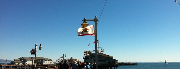 Santa Barbara Pier is one of Highway 1.