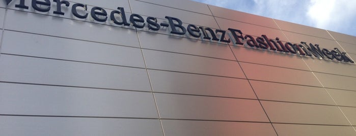 Mercedes-Benz FashionWeek is one of Gespeicherte Orte von JRA.