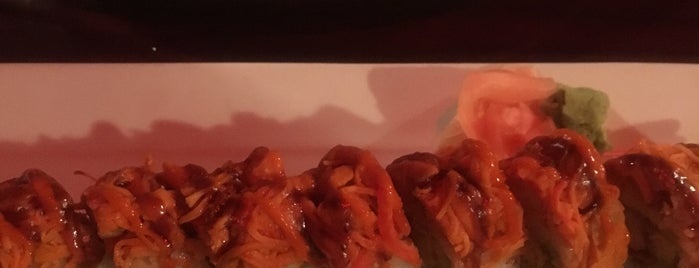 Mon Thai Bistro & Sushi is one of To Try.