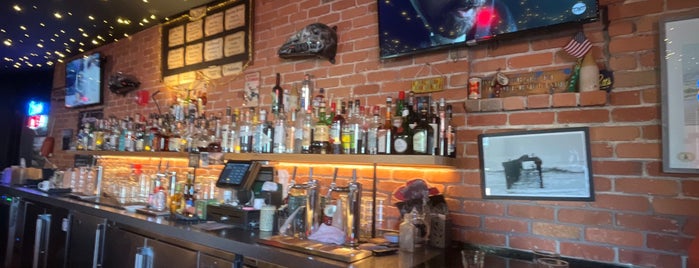 Pittsburgh's Pub is one of Bars in San Francisco to watch NFL SUNDAY TICKET™.