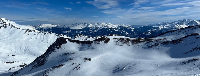 8er Horbergjoch (2500m) is one of Austria. Mayrhofen.