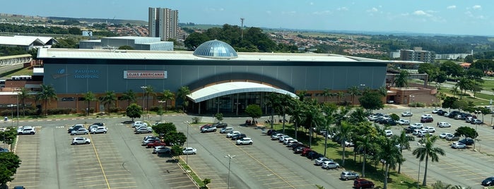 Vitória Hotel Convention Paulínia is one of Lugares favoritos de Camila.