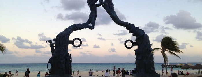Portal Maya is one of Playa.