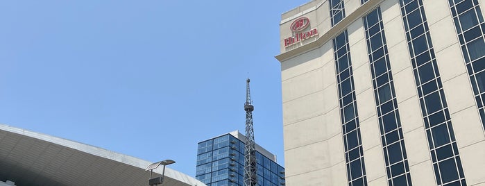 Hilton Nashville-Downtown is one of Ajay : понравившиеся места.