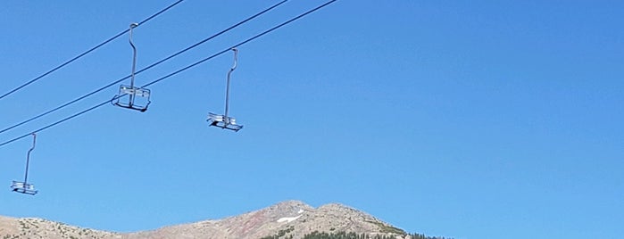 Arizona Snowbowl Ski Resort is one of FLG.
