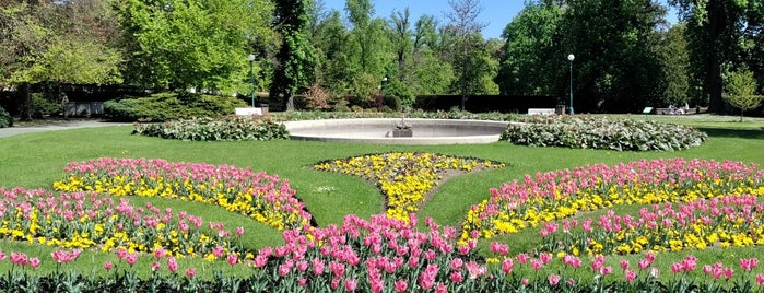 Královská zahrada is one of Přaha (mylovanā) ♥️.