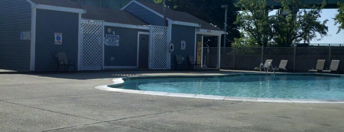 Captains Row Pool is one of 58 Burnside Ave.